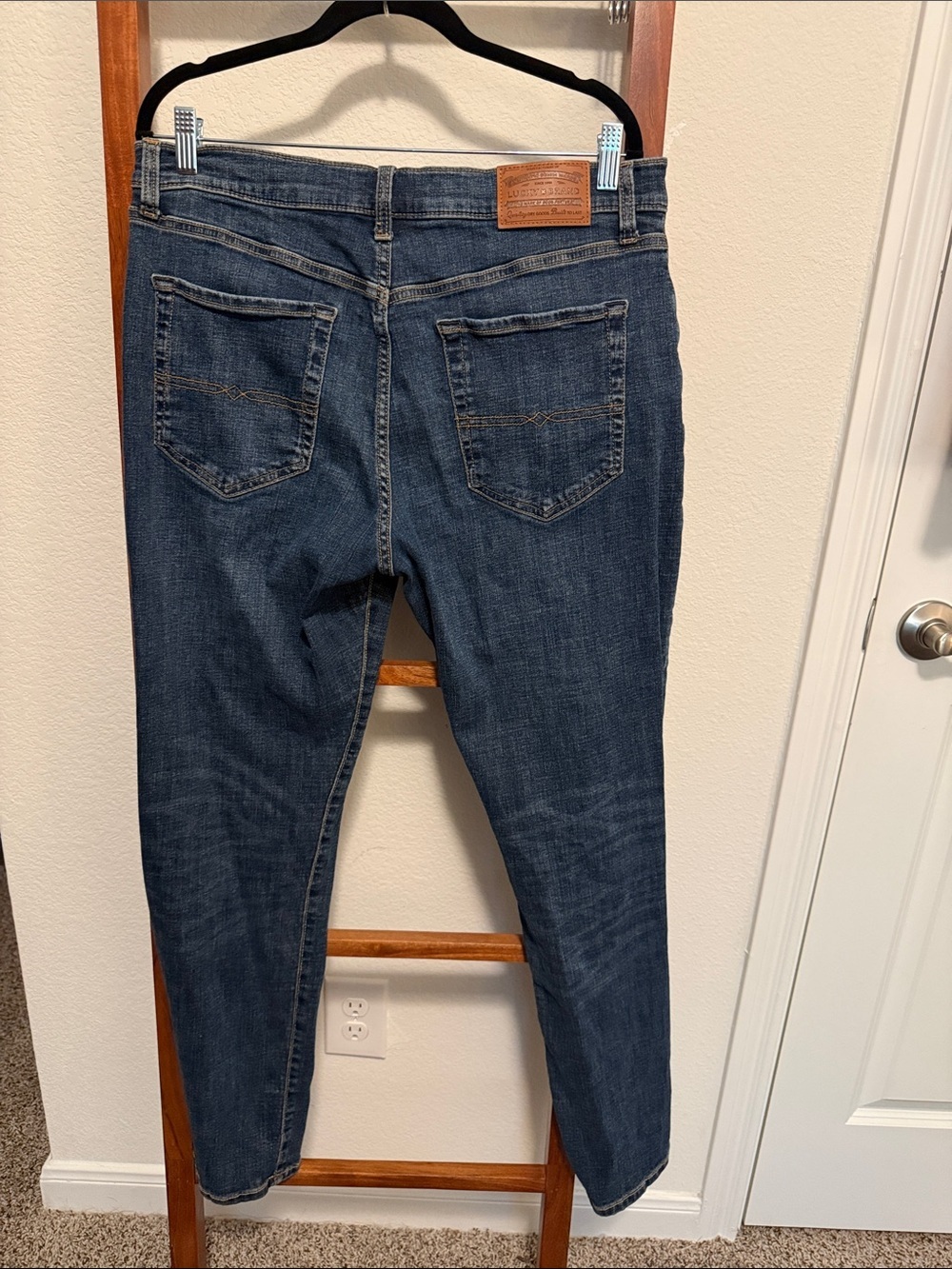 Lucky Brand Men’s Indigo 121 Slim Straight Leg Jeans Size 34x32 - Picture 3 of 11